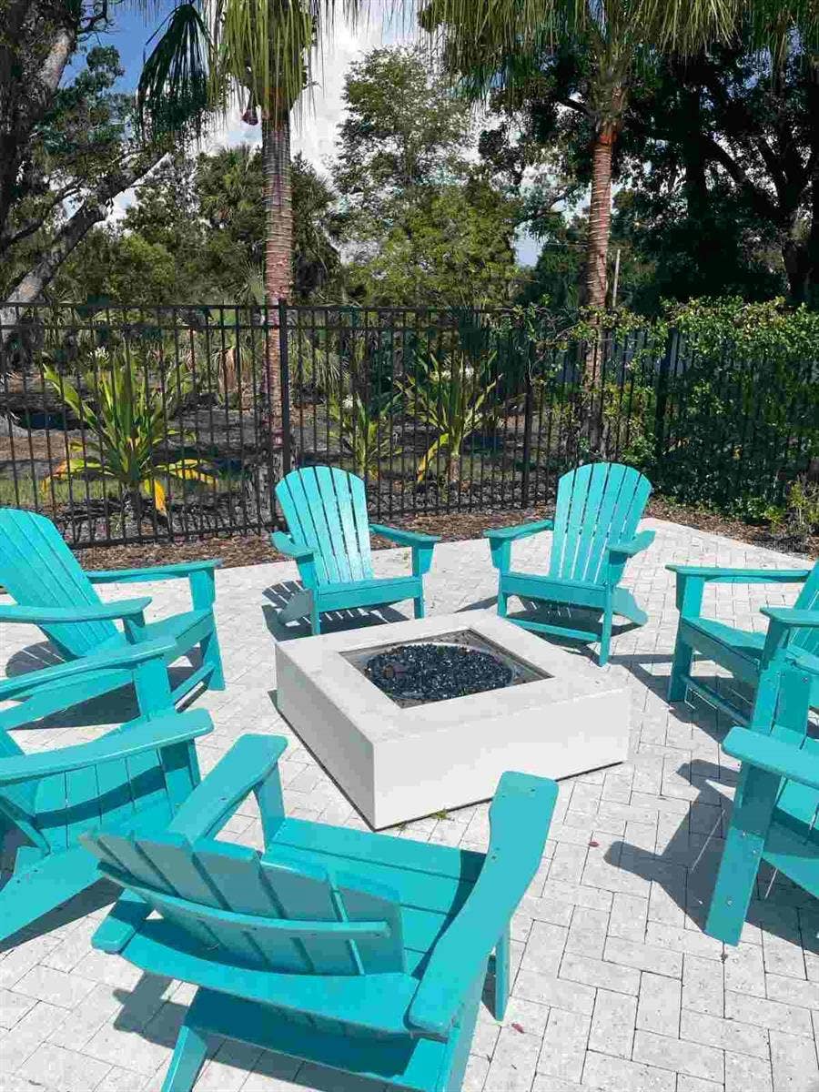 8210 SUMMER WOOD LANE, Riverview, FL 33578 8210 SUMMER WOOD LANE, Riverview, FL 33578