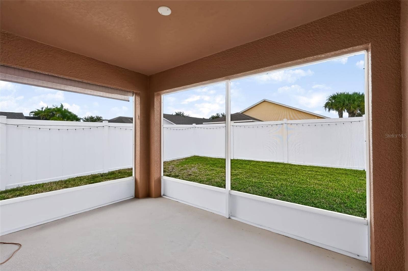8210 SUMMER WOOD LANE, Riverview, FL 33578 8210 SUMMER WOOD LANE, Riverview, FL 33578