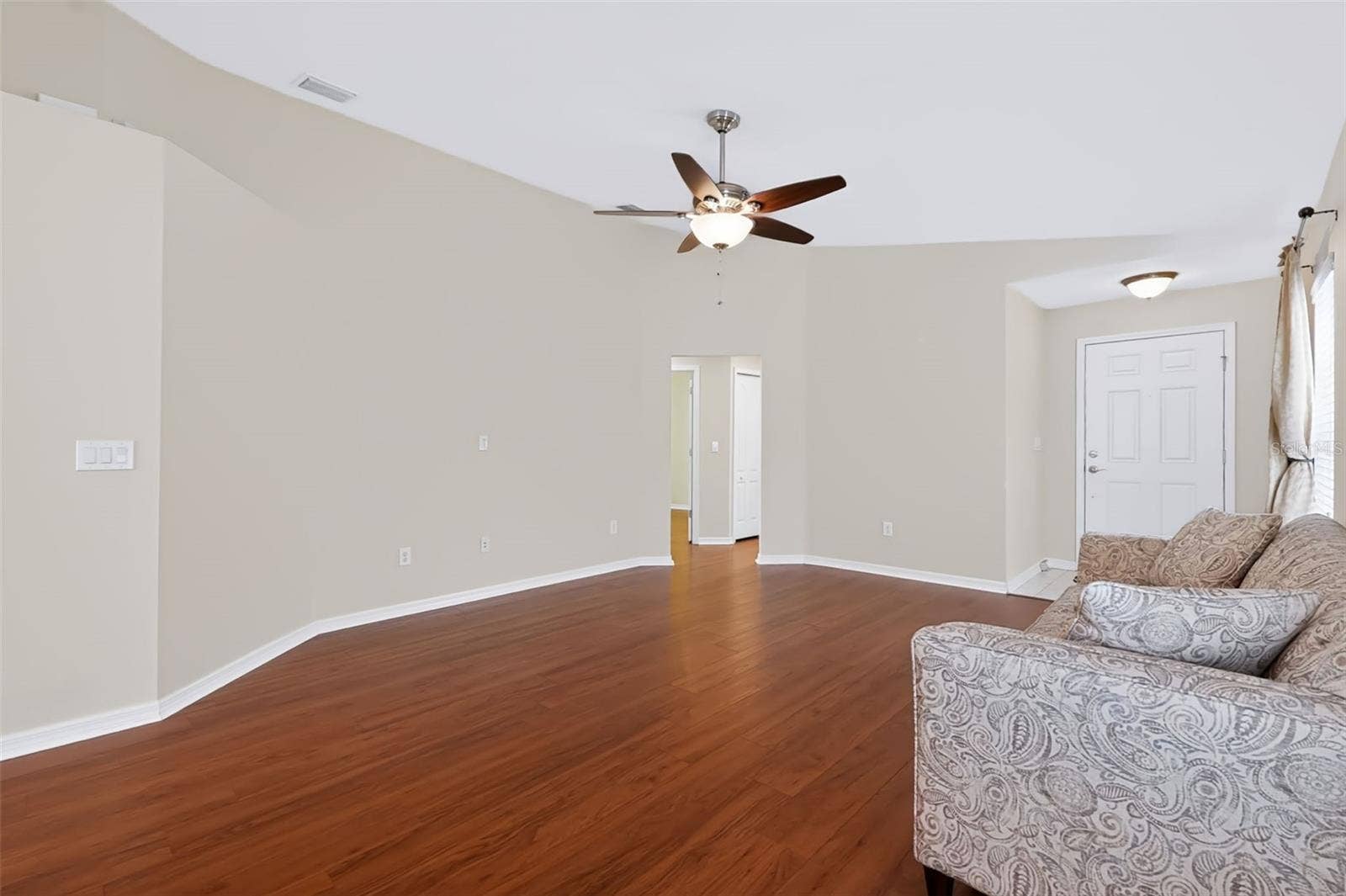 8210 SUMMER WOOD LANE, Riverview, FL 33578 8210 SUMMER WOOD LANE, Riverview, FL 33578