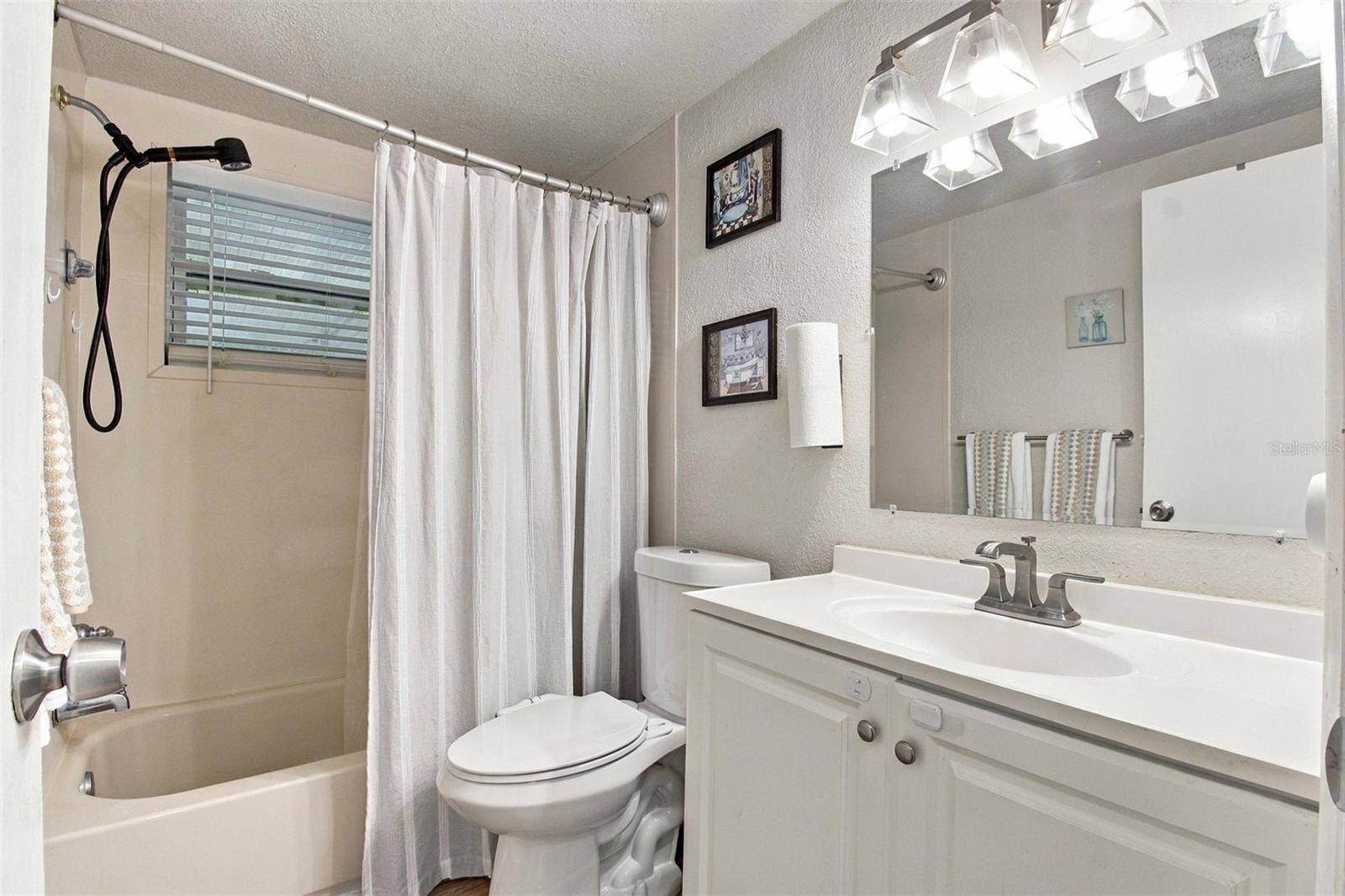 11625 CRYSTAL LAKE DRIVE, Port Richey, FL 34668 11625 CRYSTAL LAKE DRIVE, Port Richey, FL 34668