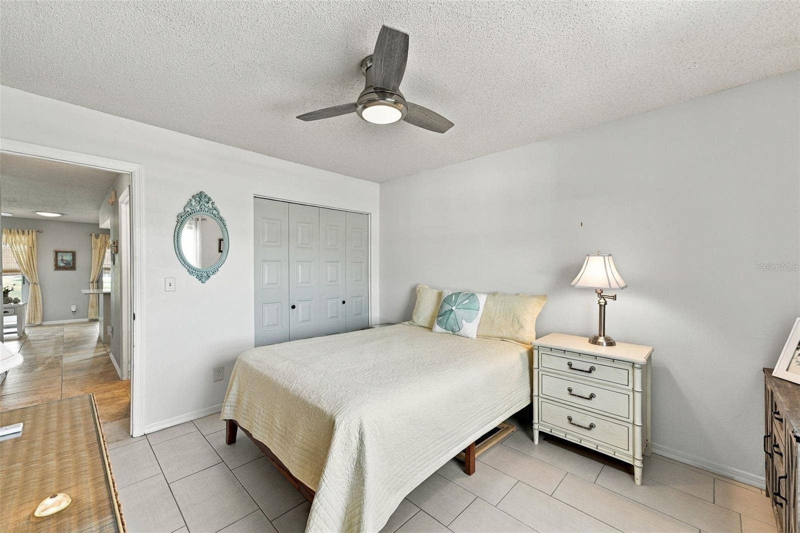 1905 CANTERBURY LANE, #8, Sun City Center, FL 33573 2nd Bedroom, View intot he Hallway