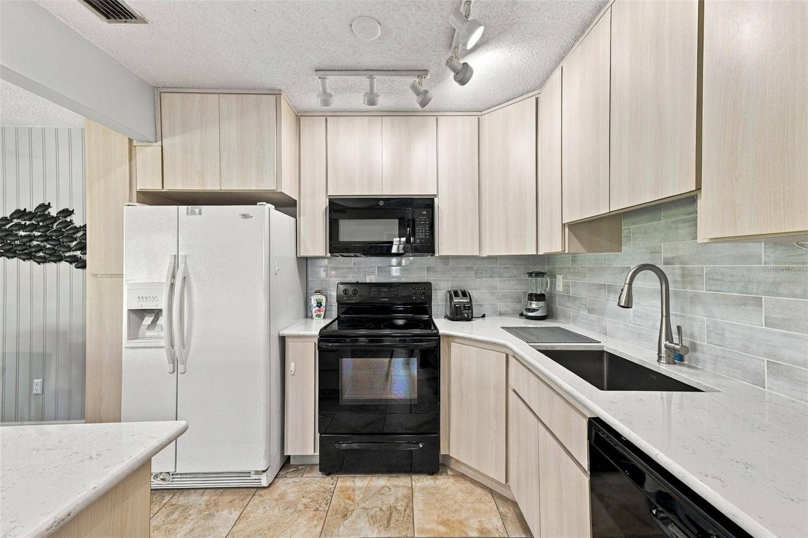 1905 CANTERBURY LANE, #8, Sun City Center, FL 33573 New Kitchen