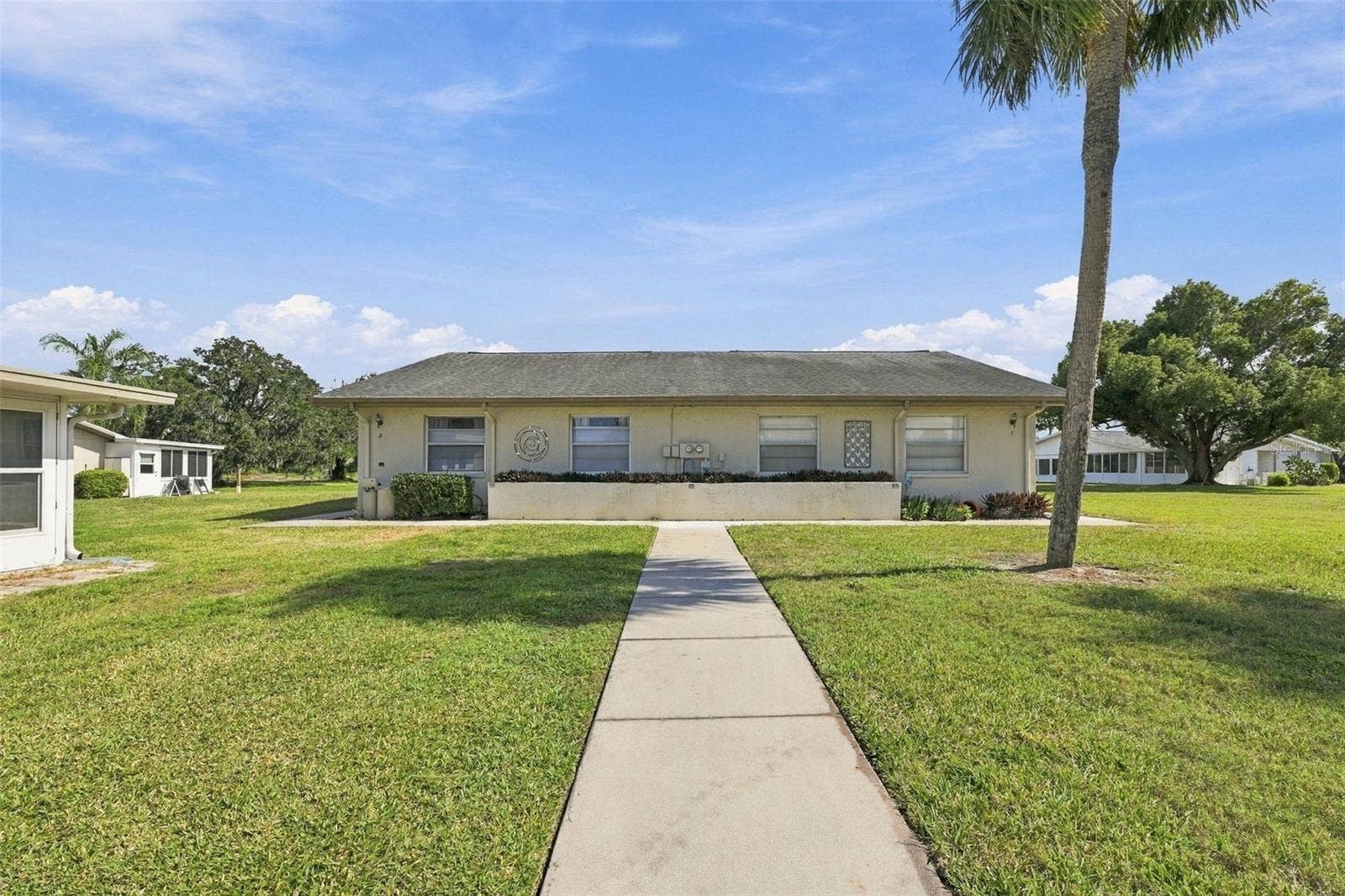 1905 CANTERBURY LANE, #8, Sun City Center, FL 33573 Welcomew Home!