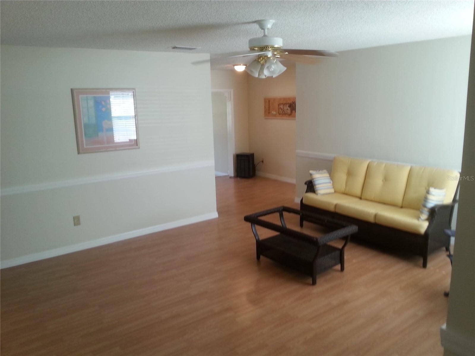 9397 93RD STREET, Seminole, FL 33777 Living room