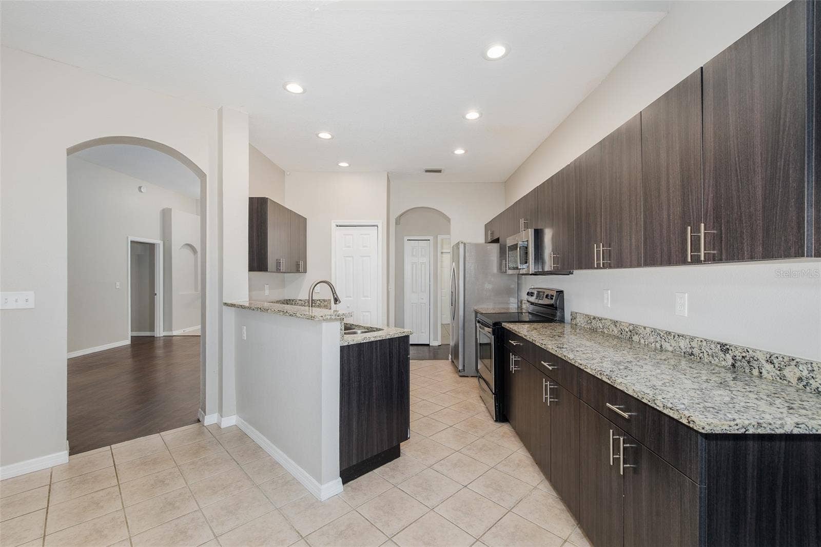 19103 DOVE CREEK DRIVE, Tampa, FL 33647 19103 DOVE CREEK DRIVE, Tampa, FL 33647