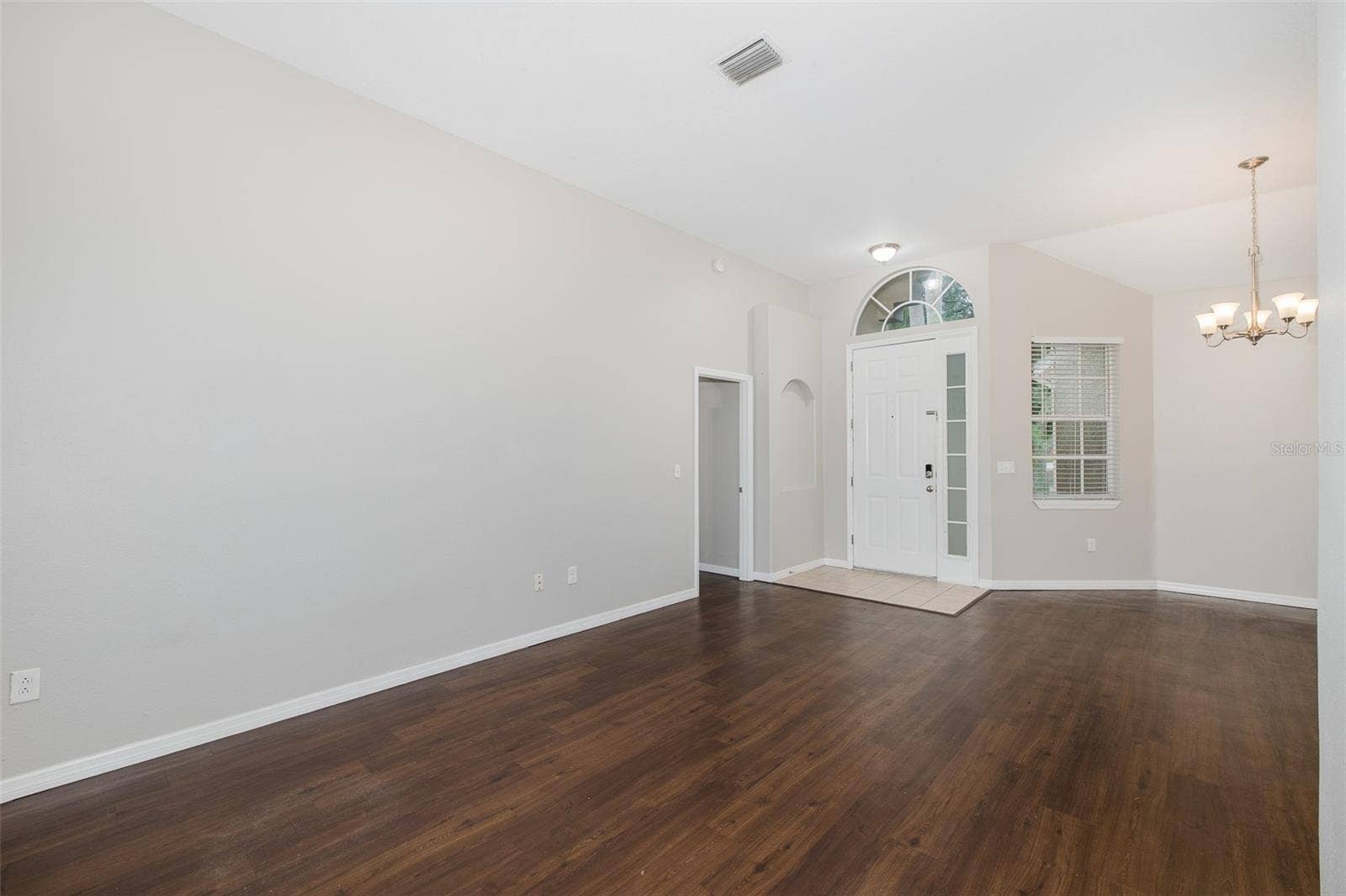 19103 DOVE CREEK DRIVE, Tampa, FL 33647 19103 DOVE CREEK DRIVE, Tampa, FL 33647