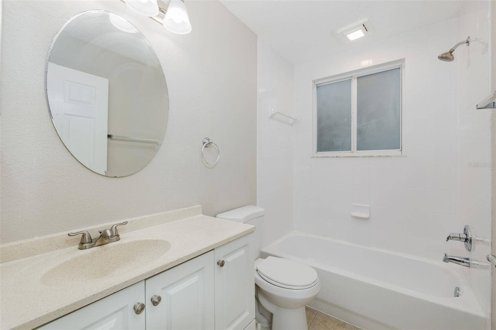 19103 DOVE CREEK DRIVE, Tampa, FL 33647 2nd bathroom