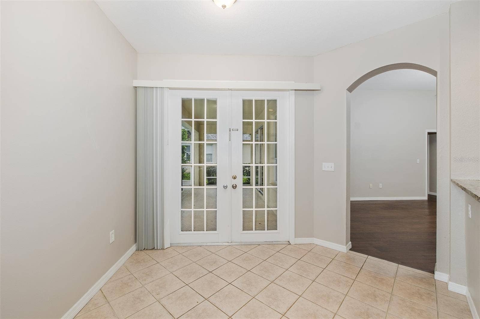 19103 DOVE CREEK DRIVE, Tampa, FL 33647 breakfast nook