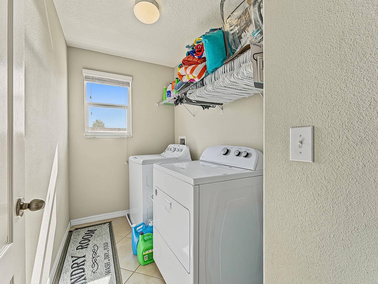 13743 CREST LAKE DRIVE, Hudson, FL 34669 laundry