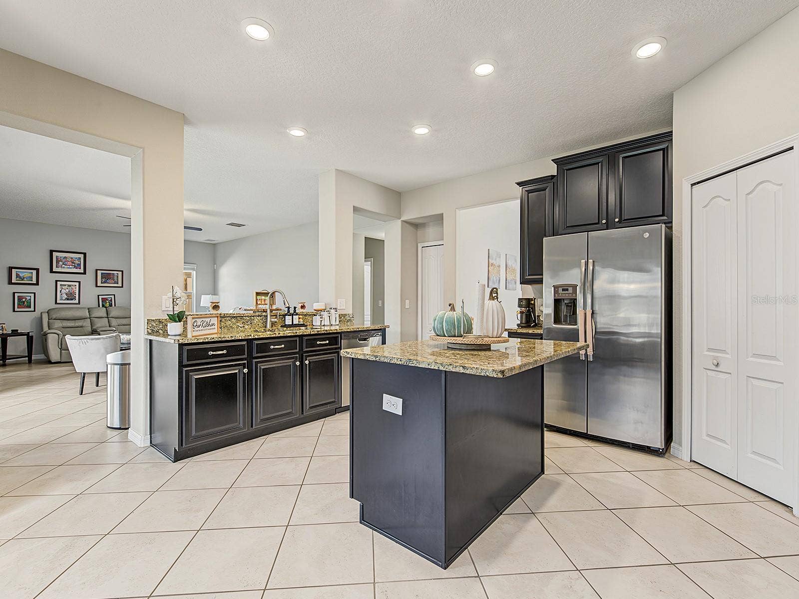 13743 CREST LAKE DRIVE, Hudson, FL 34669 13743 CREST LAKE DRIVE, Hudson, FL 34669