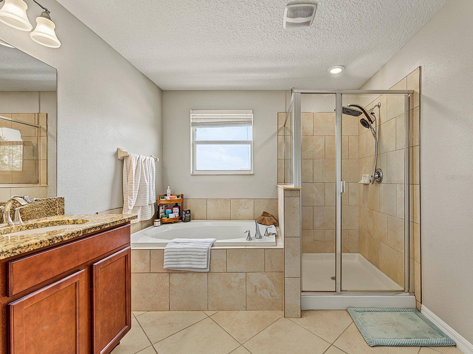 13743 CREST LAKE DRIVE, Hudson, FL 34669 13743 CREST LAKE DRIVE, Hudson, FL 34669