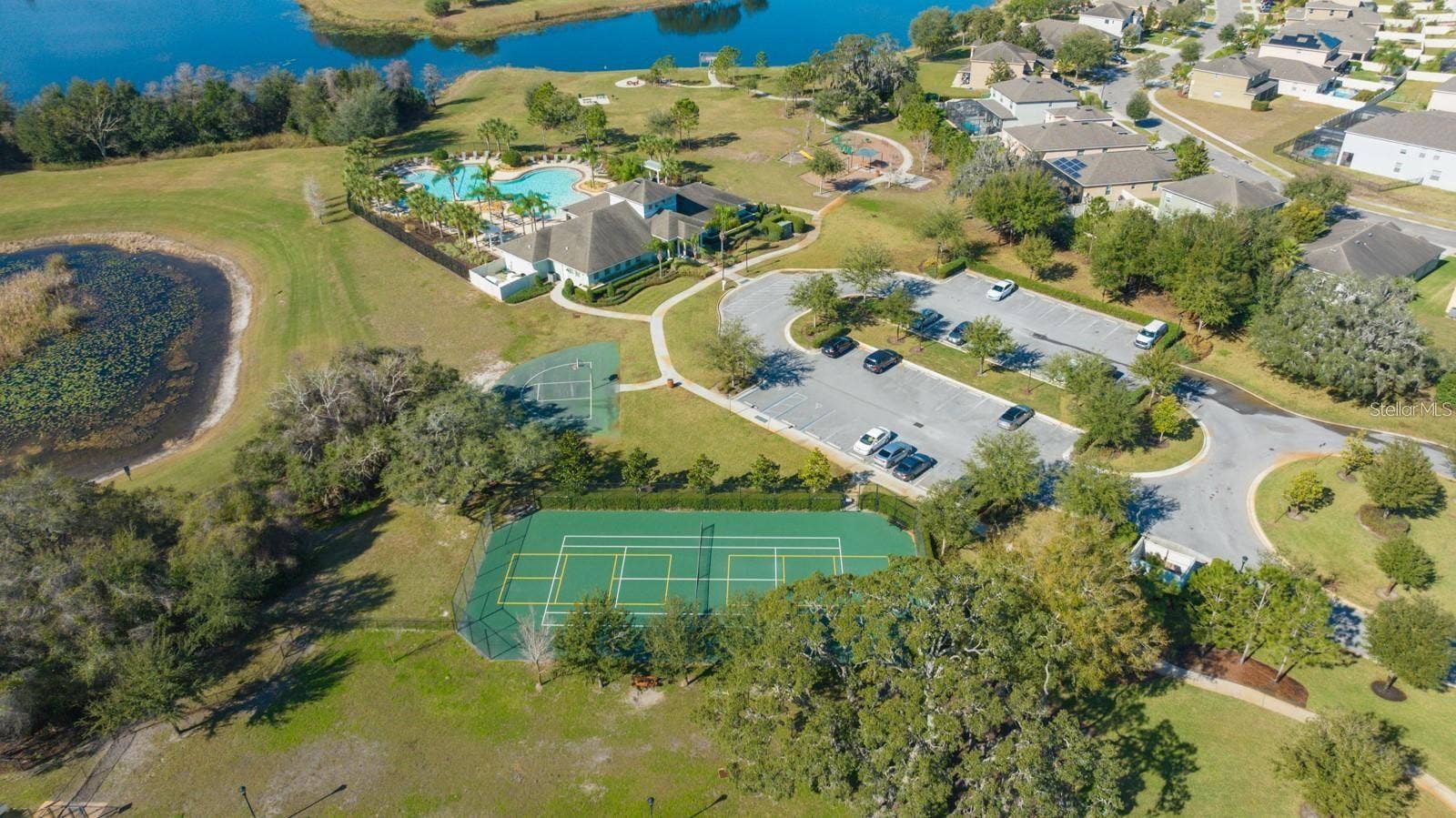 13743 CREST LAKE DRIVE, Hudson, FL 34669 13743 CREST LAKE DRIVE, Hudson, FL 34669