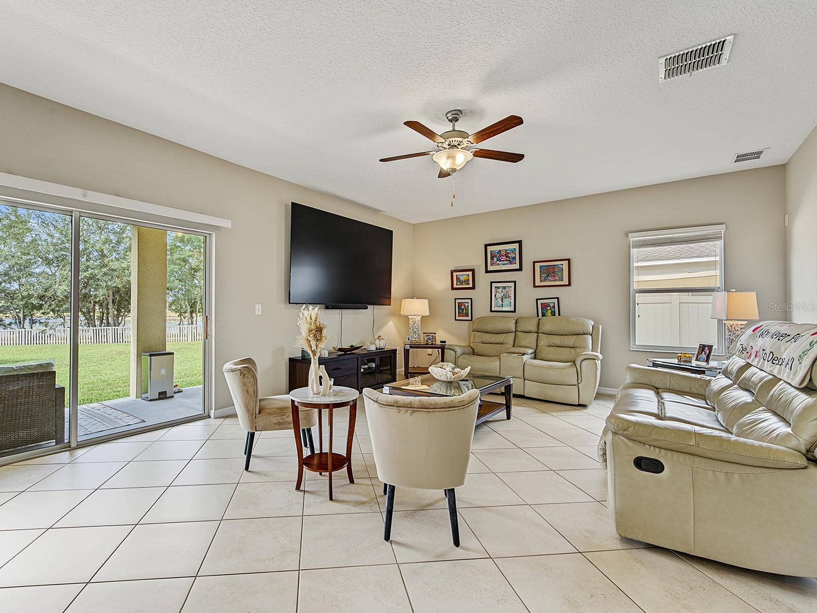 13743 CREST LAKE DRIVE, Hudson, FL 34669 13743 CREST LAKE DRIVE, Hudson, FL 34669
