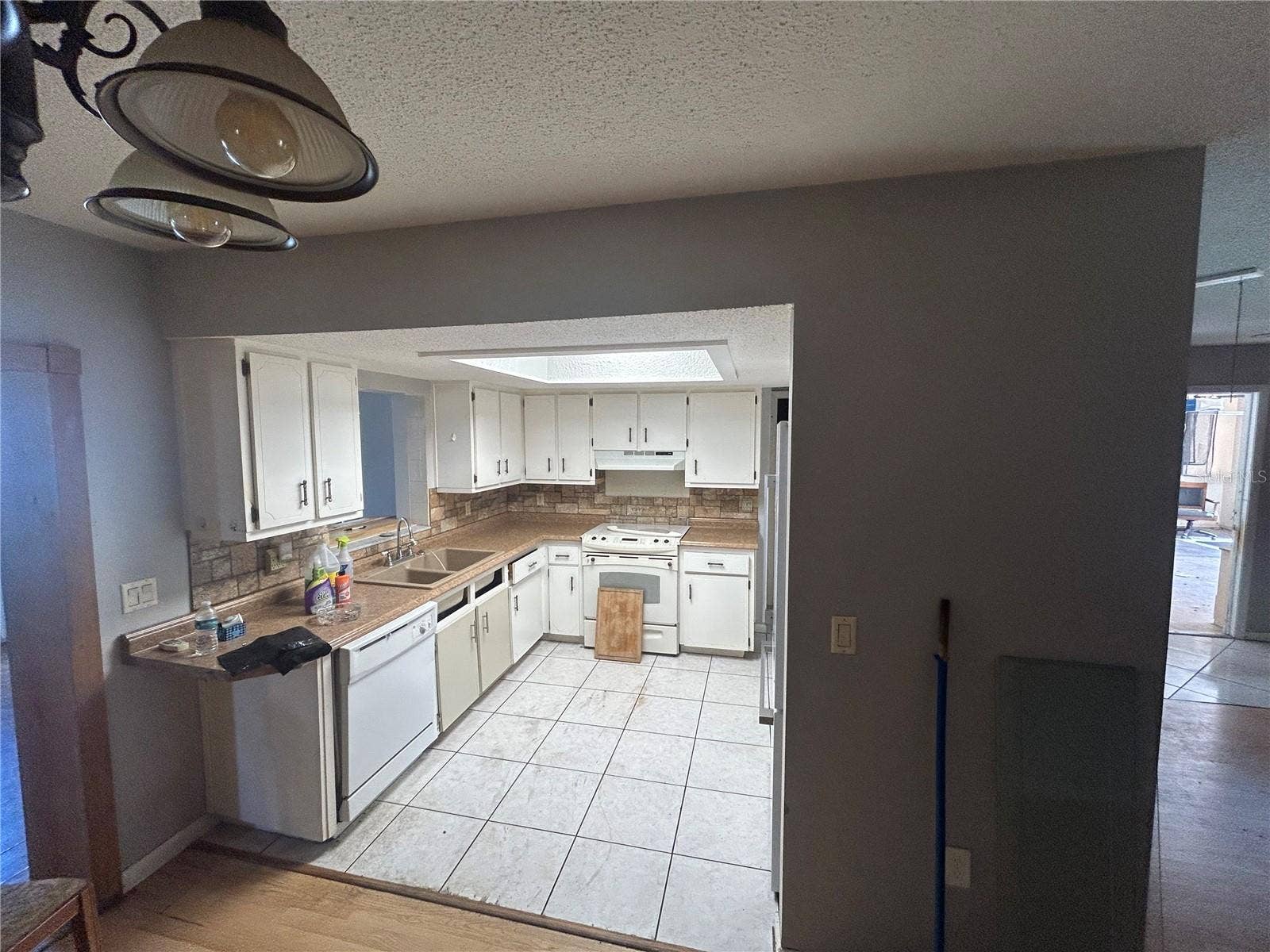 9199 GERONA STREET, Spring Hill, FL 34608 9199 GERONA STREET, Spring Hill, FL 34608