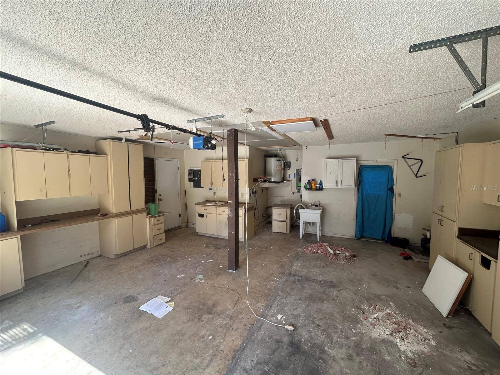 9199 GERONA STREET, Spring Hill, FL 34608 9199 GERONA STREET, Spring Hill, FL 34608