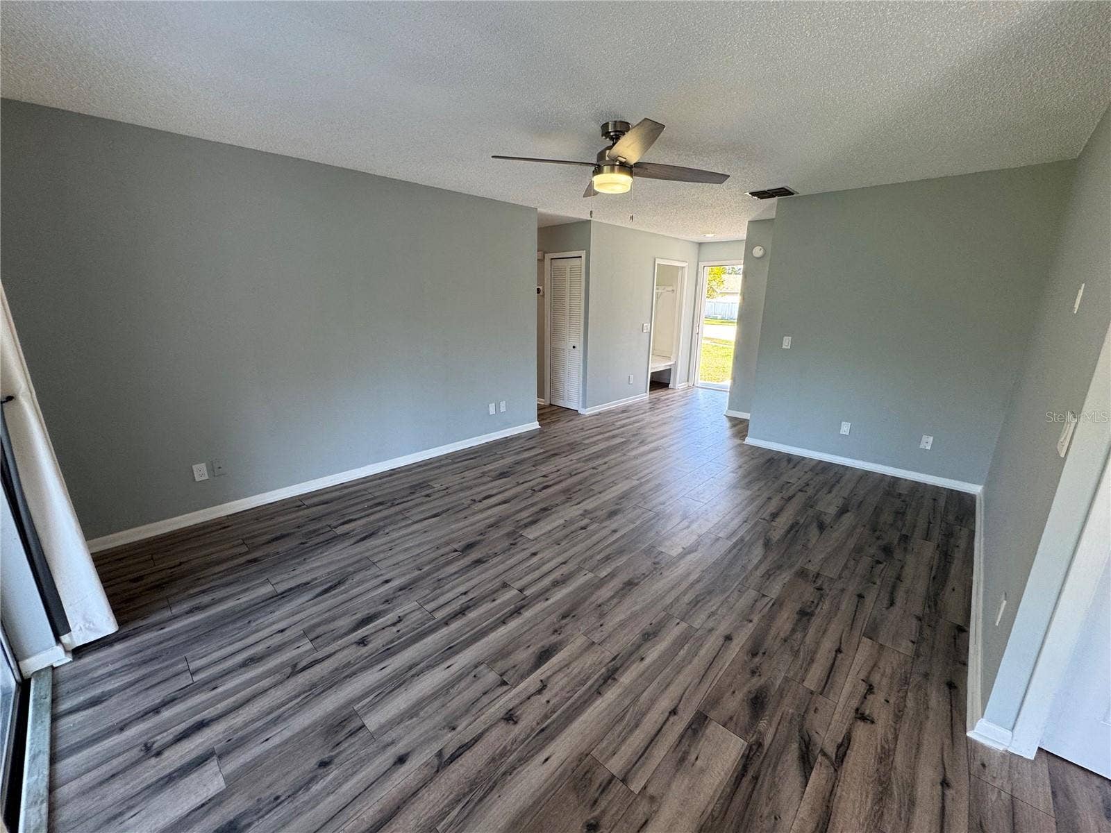 8913 WOOD LAKE COURT, New Port Richey, FL 34653 8913 WOOD LAKE COURT, New Port Richey, FL 34653