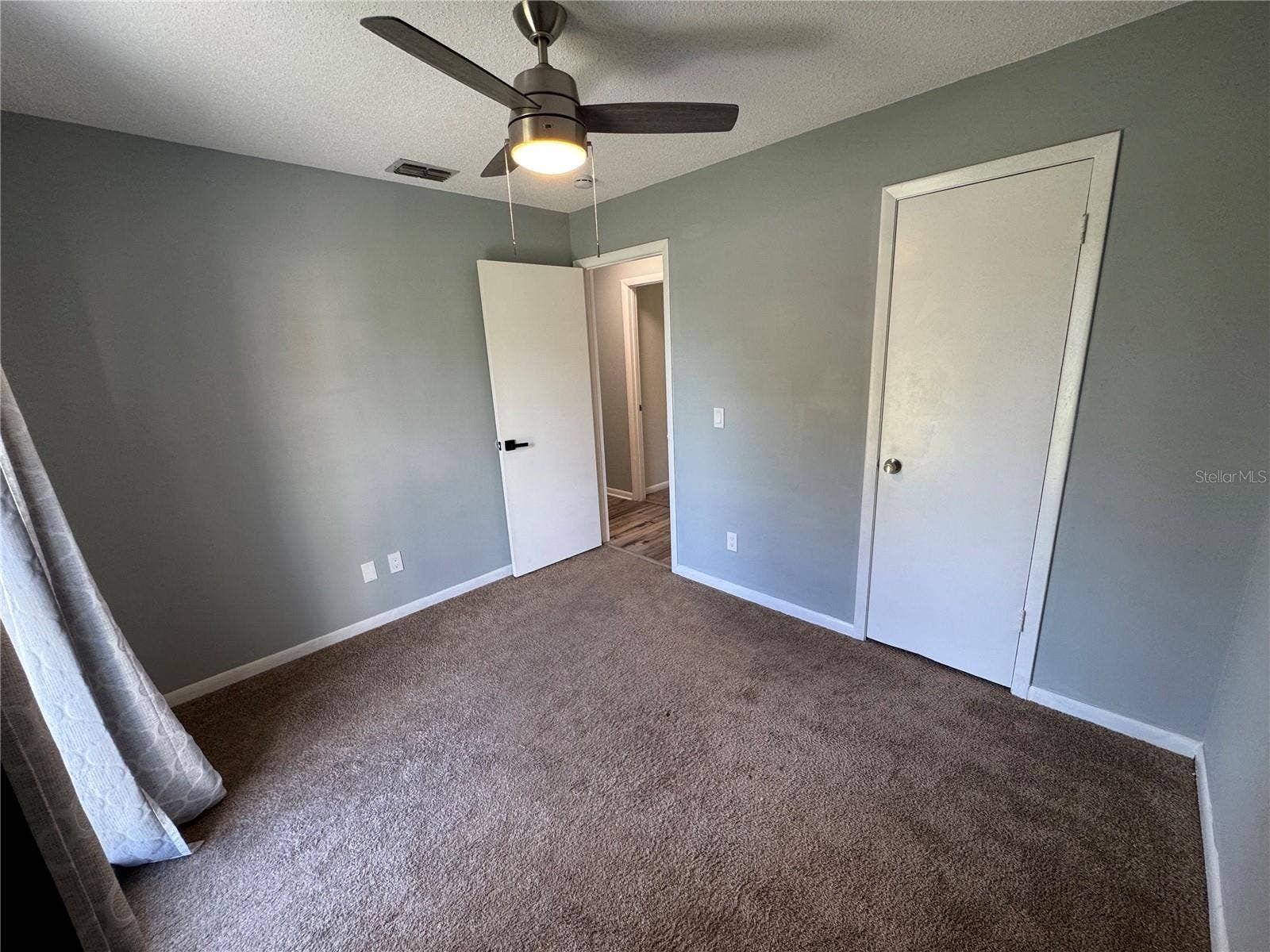 8913 WOOD LAKE COURT, New Port Richey, FL 34653 8913 WOOD LAKE COURT, New Port Richey, FL 34653