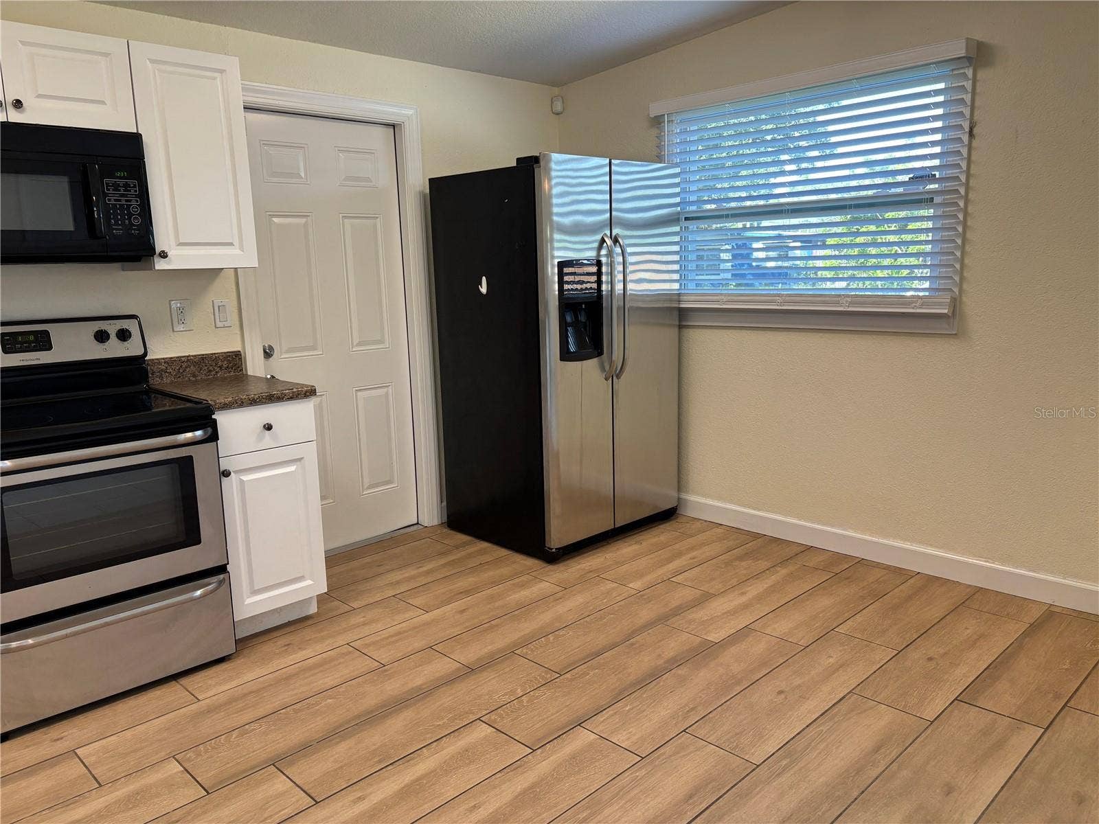 8200 93RD AVENUE, Seminole, FL 33777 8200 93RD AVENUE, Seminole, FL 33777
