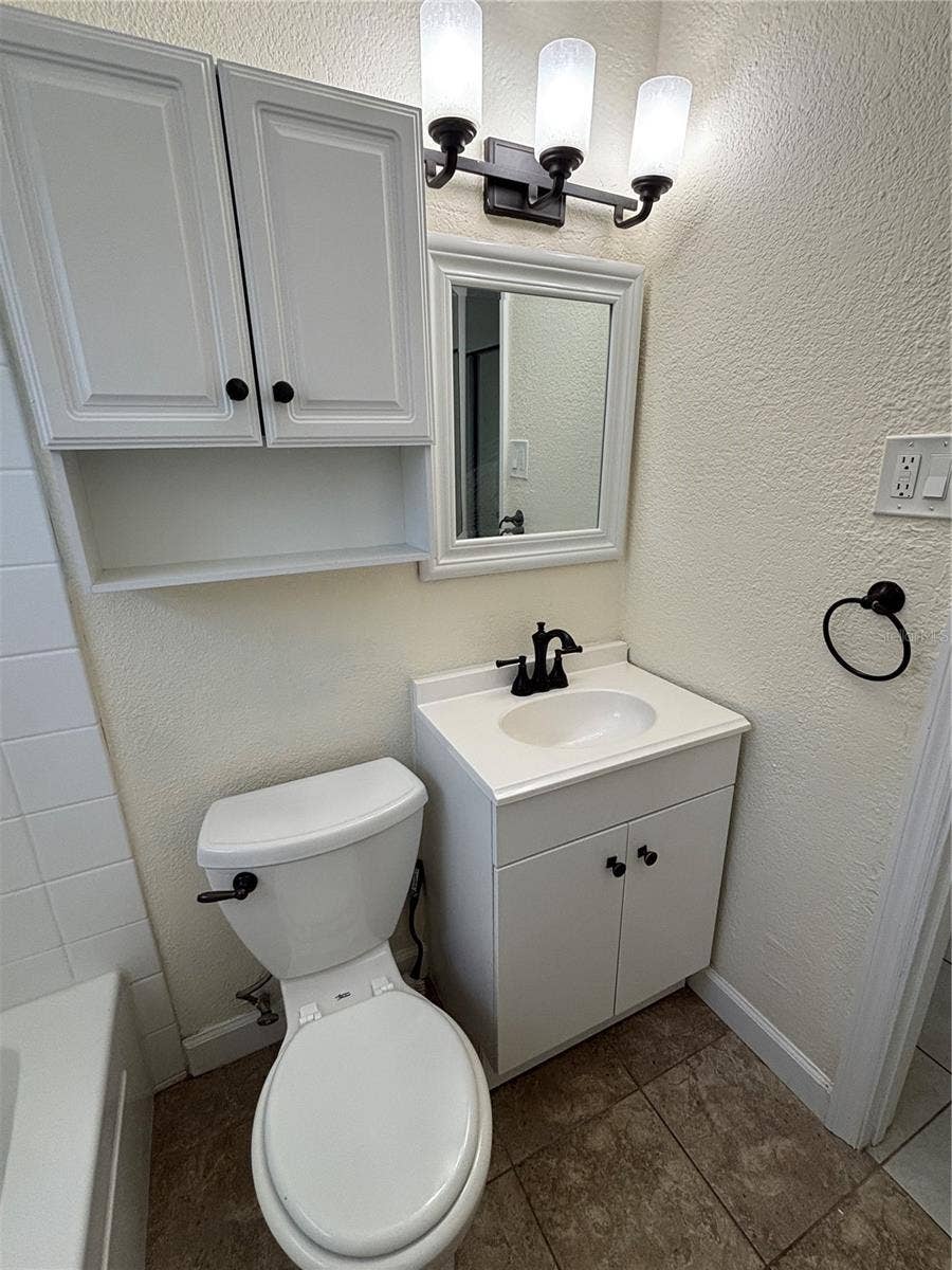 8200 93RD AVENUE, Seminole, FL 33777 8200 93RD AVENUE, Seminole, FL 33777