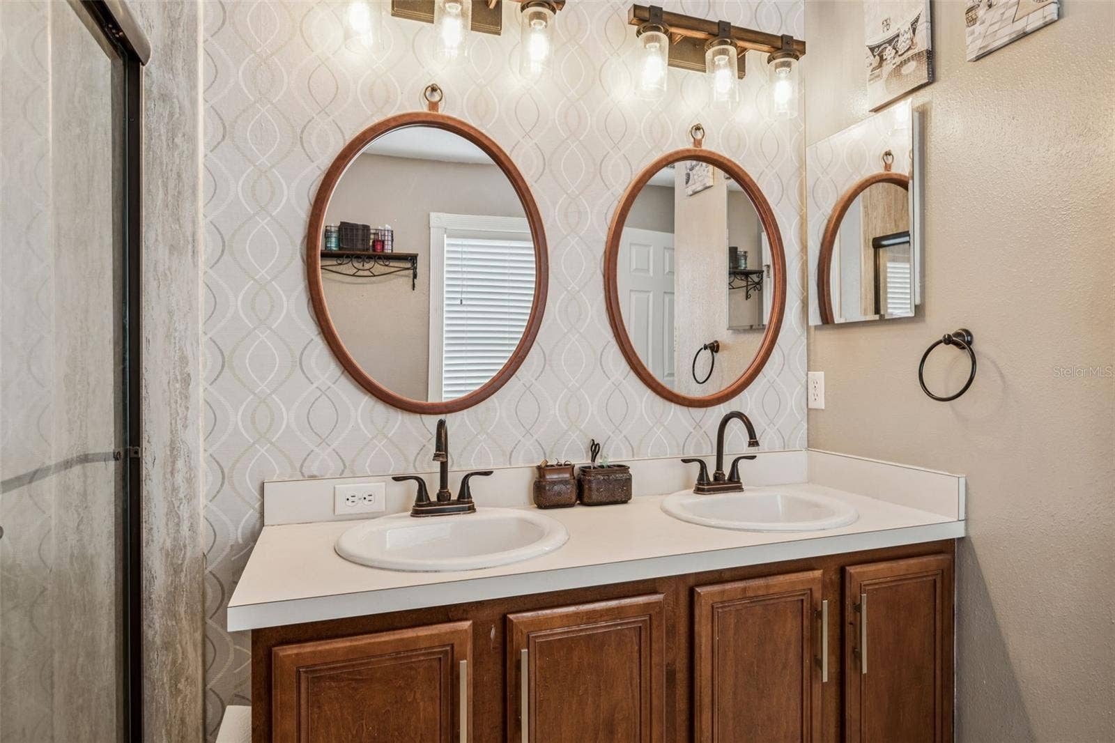 11138 HARTFORD FERN DRIVE, Riverview, FL 33569 11138 HARTFORD FERN DRIVE, Riverview, FL 33569