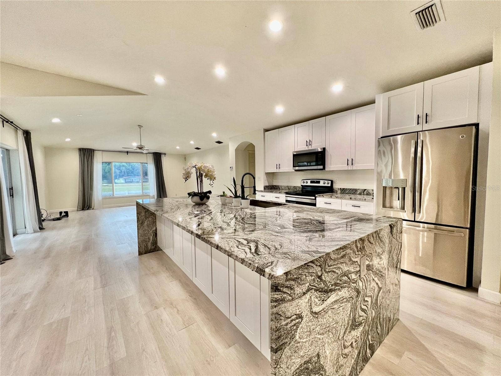 915 TUSCANNY STREET, Brandon, FL 33511 915 TUSCANNY STREET, Brandon, FL 33511
