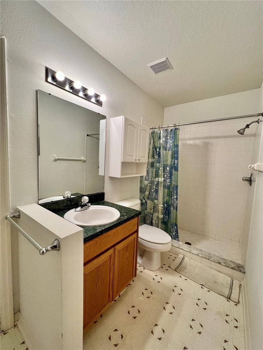 915 TUSCANNY STREET, Brandon, FL 33511 915 TUSCANNY STREET, Brandon, FL 33511