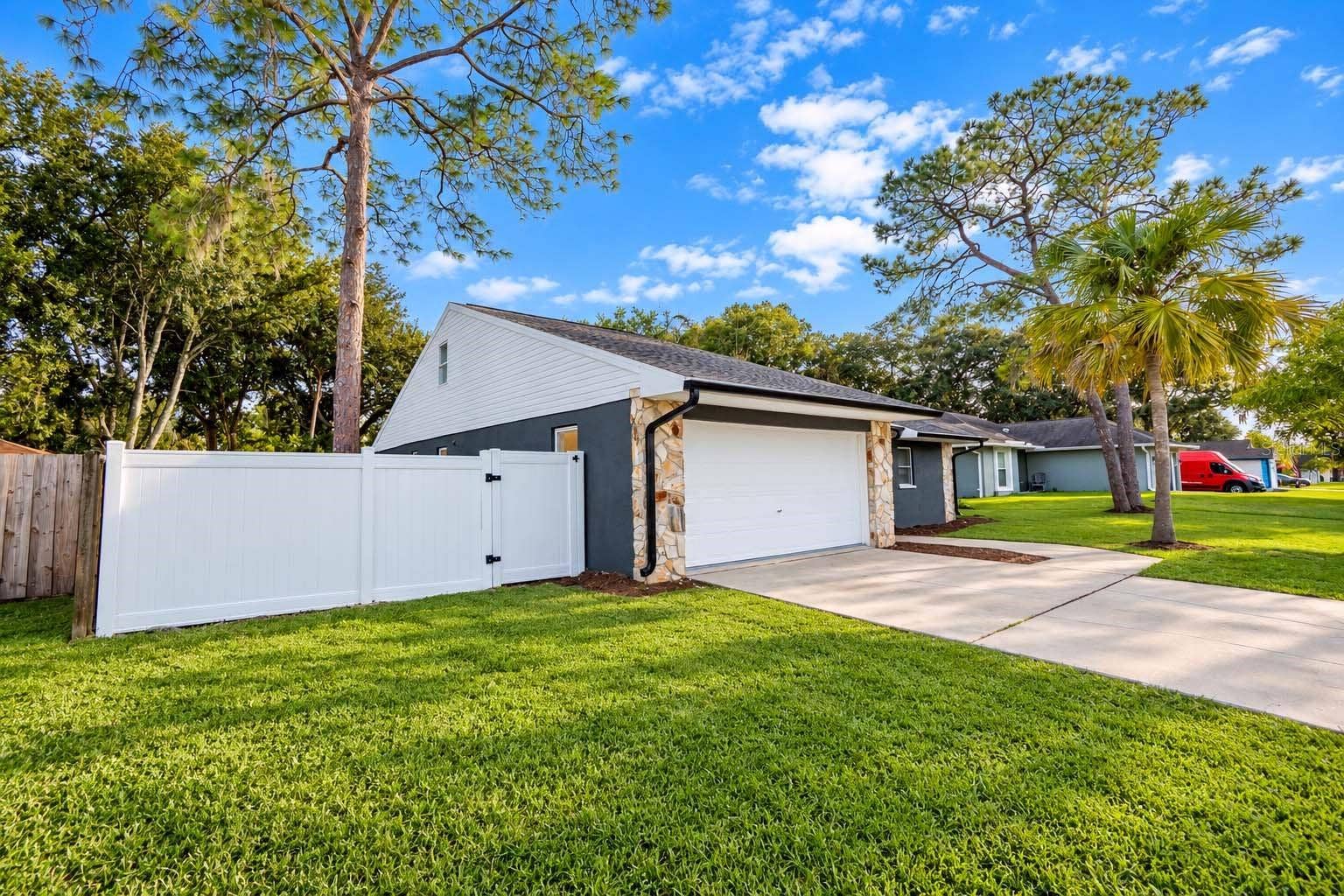 22646 WEEKS BOULEVARD, Land O Lakes, FL 34639