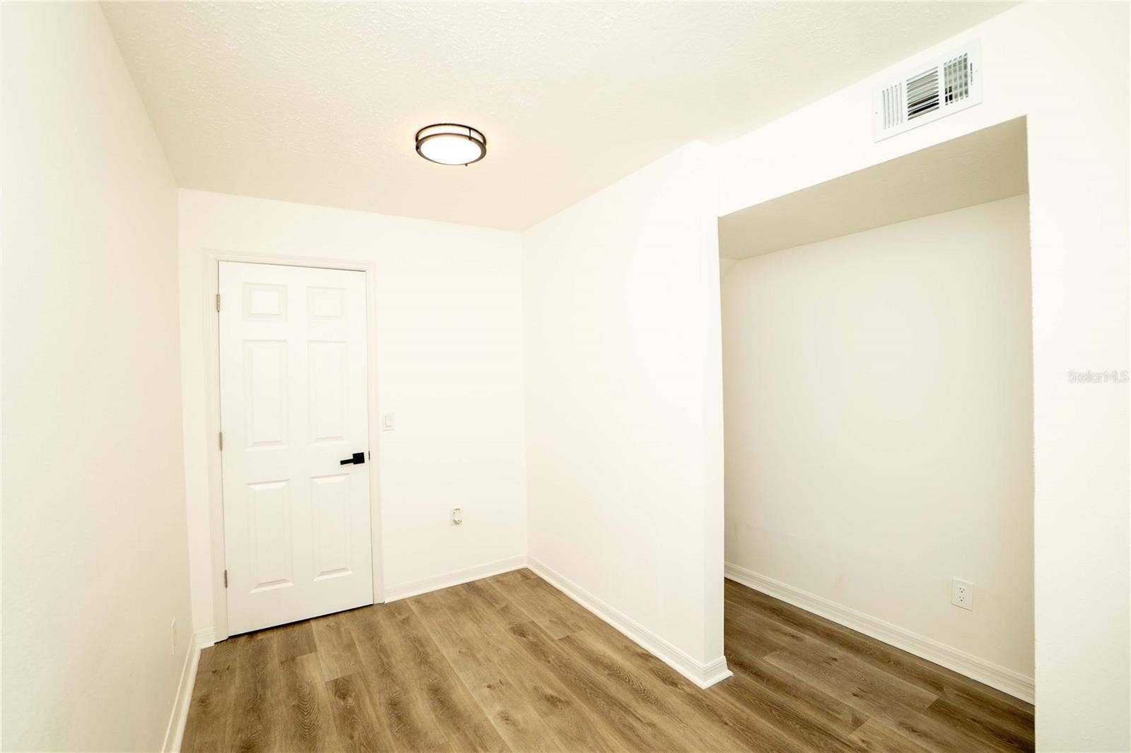 22646 WEEKS BOULEVARD, Land O Lakes, FL 34639