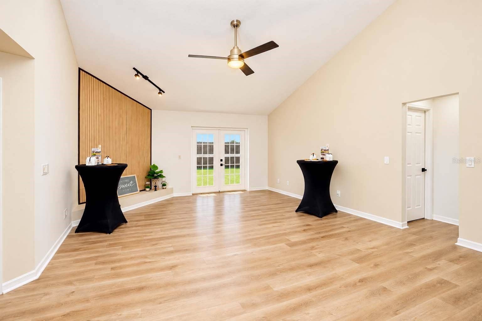 22646 WEEKS BOULEVARD, Land O Lakes, FL 34639