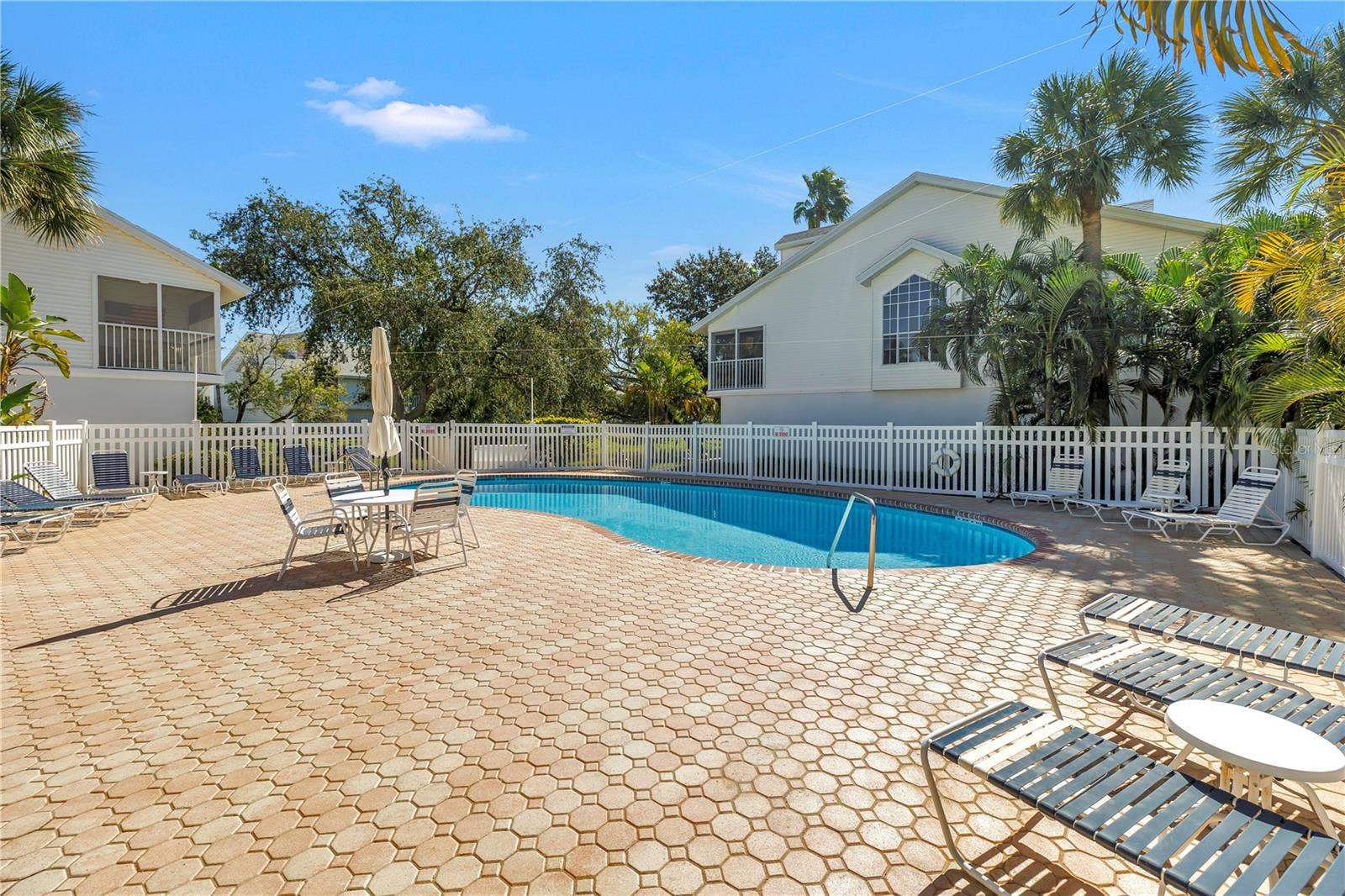159 SUN ISLE CIR, Treasure Island, FL 33706 159 SUN ISLE CIR, Treasure Island, FL 33706