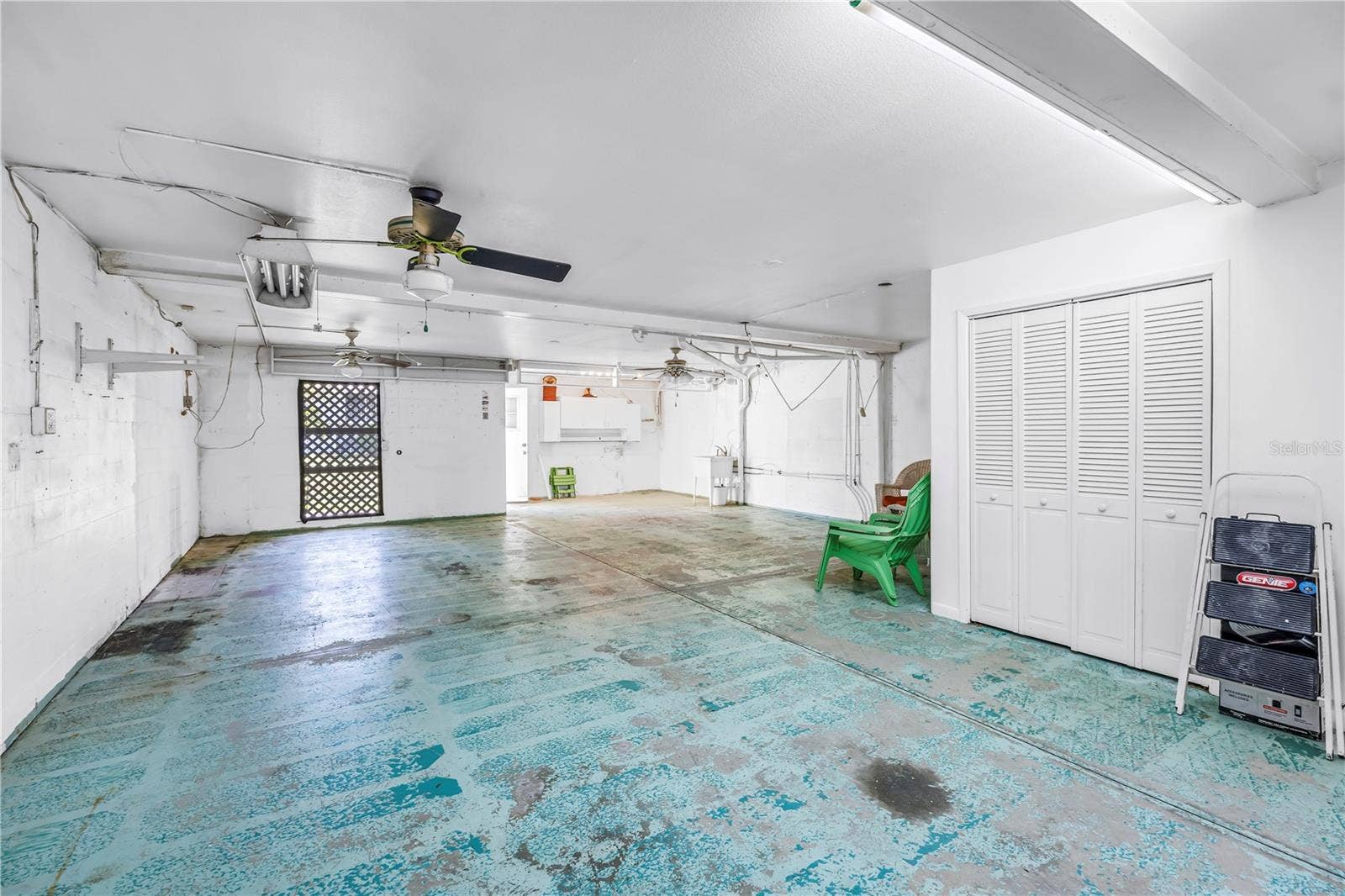 159 SUN ISLE CIR, Treasure Island, FL 33706 Endless possiblities