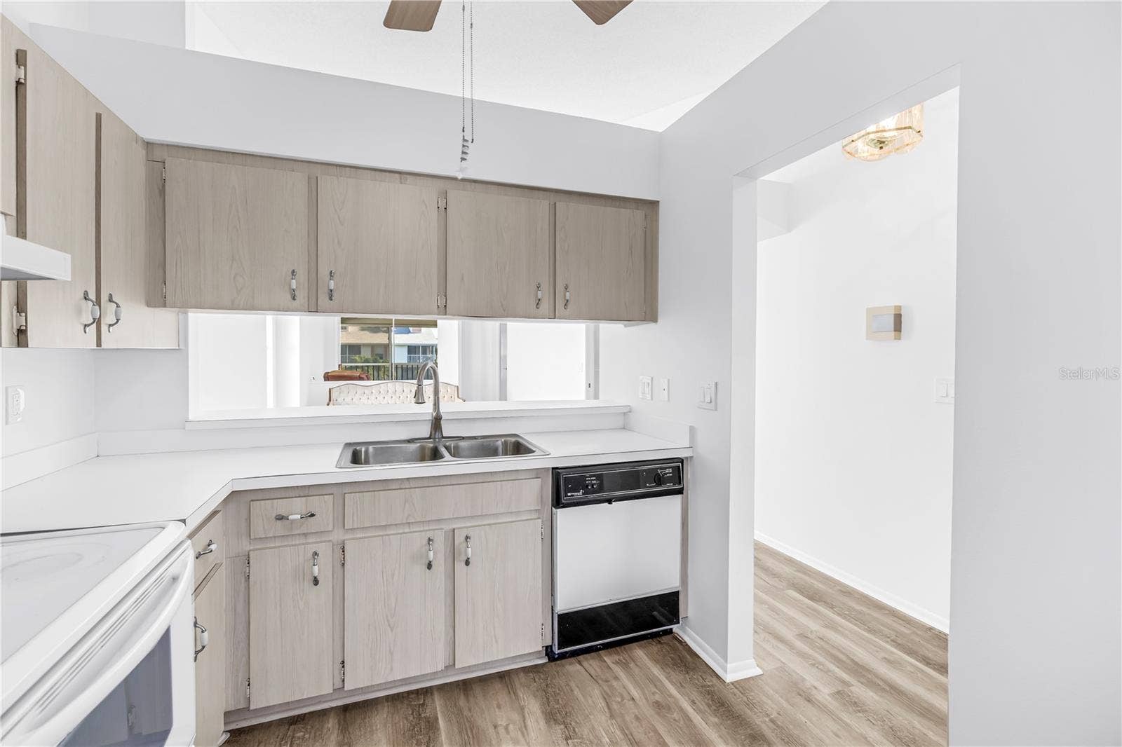 159 SUN ISLE CIR, Treasure Island, FL 33706 159 SUN ISLE CIR, Treasure Island, FL 33706