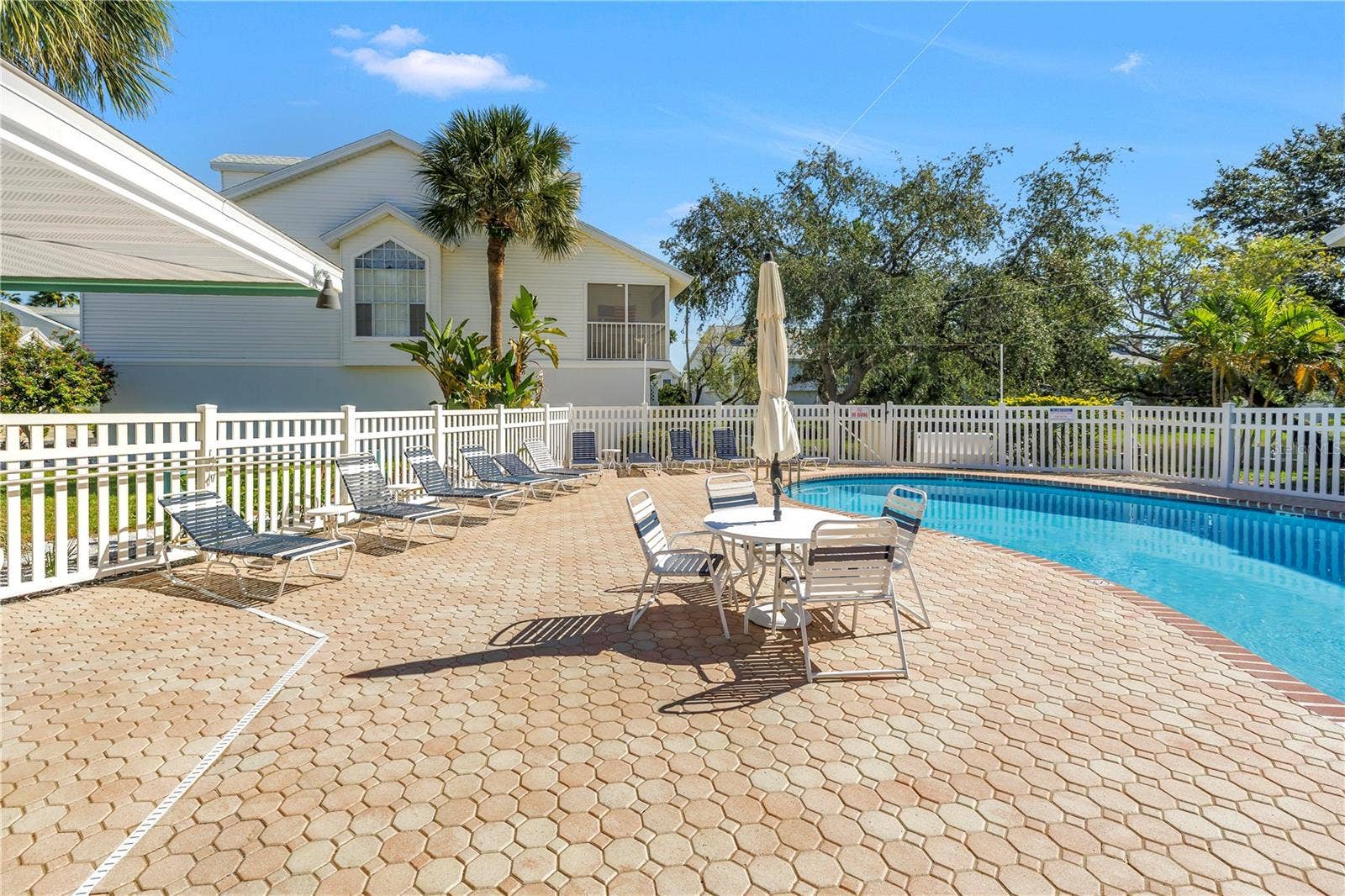 159 SUN ISLE CIR, Treasure Island, FL 33706 159 SUN ISLE CIR, Treasure Island, FL 33706