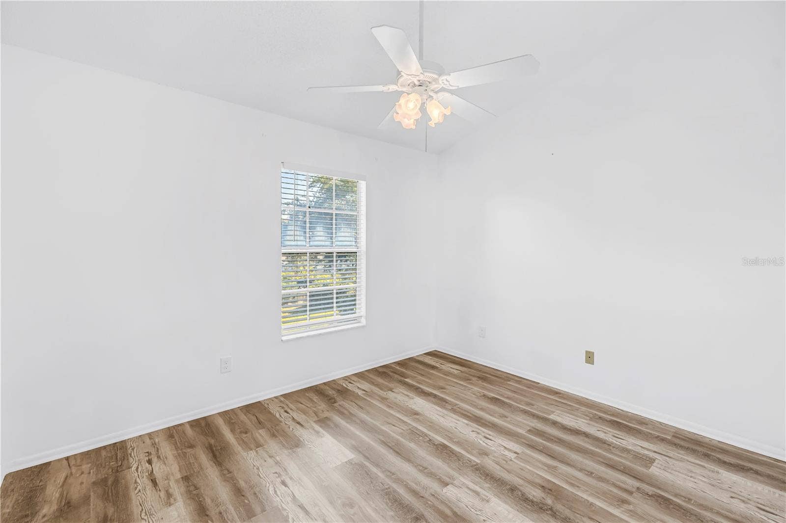 159 SUN ISLE CIR, Treasure Island, FL 33706 Bedroom 1