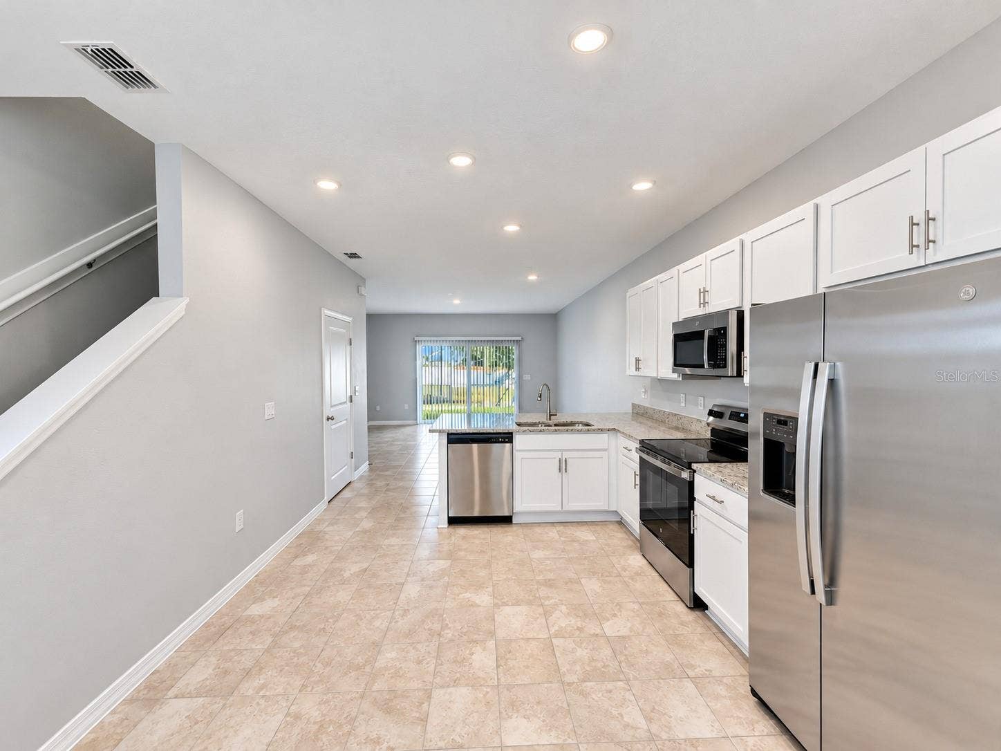 7211 SABAL TERRACE, Jacksonville, FL 32210 Kitchen