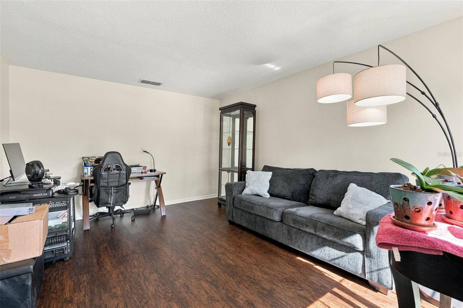 8708 CHARMING KNOLL COURT, Tampa, FL 33635 8708 CHARMING KNOLL COURT, Tampa, FL 33635
