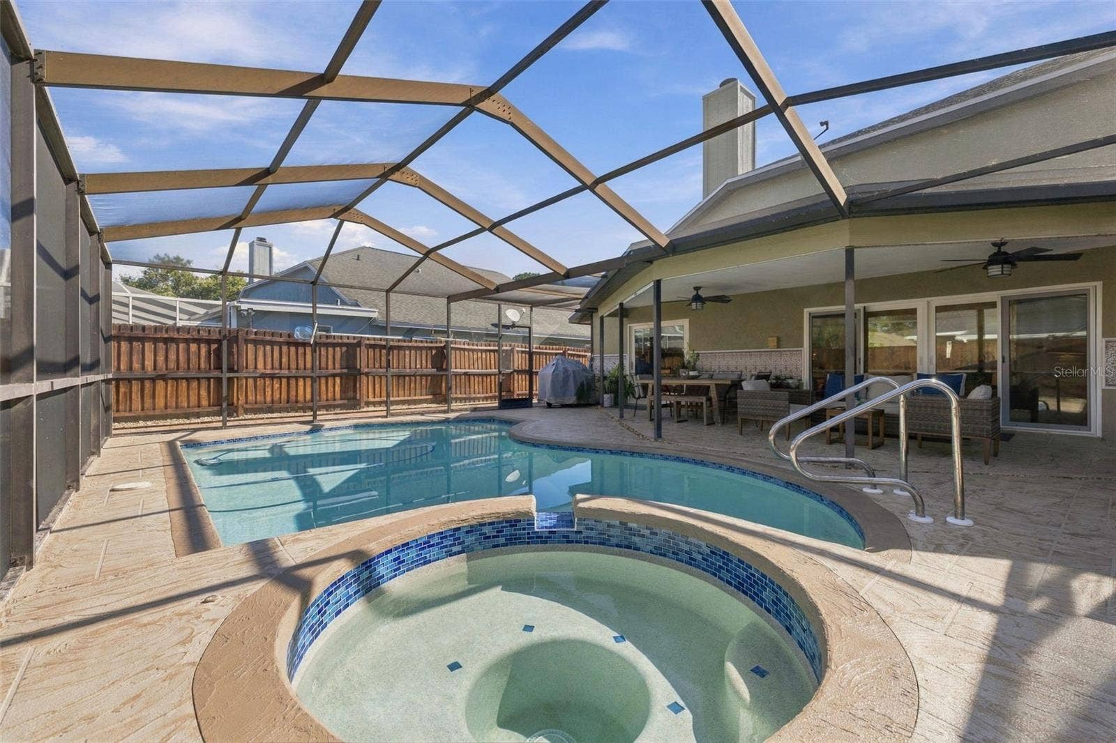 8708 CHARMING KNOLL COURT, Tampa, FL 33635 8708 CHARMING KNOLL COURT, Tampa, FL 33635