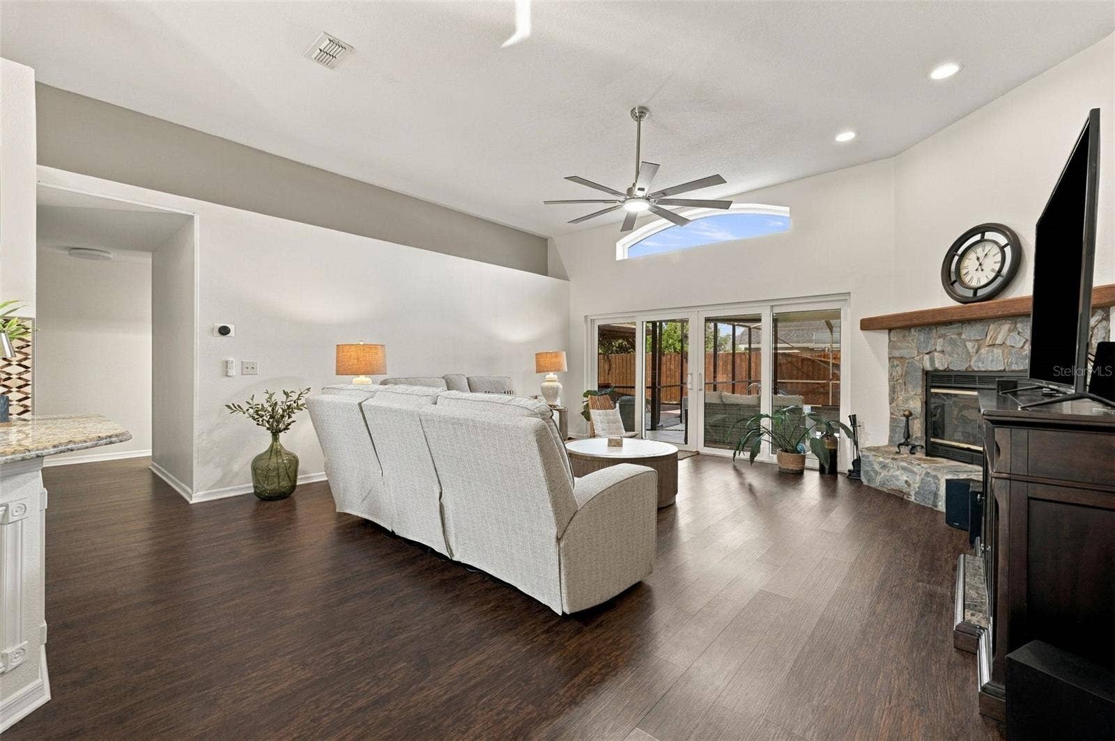8708 CHARMING KNOLL COURT, Tampa, FL 33635 8708 CHARMING KNOLL COURT, Tampa, FL 33635