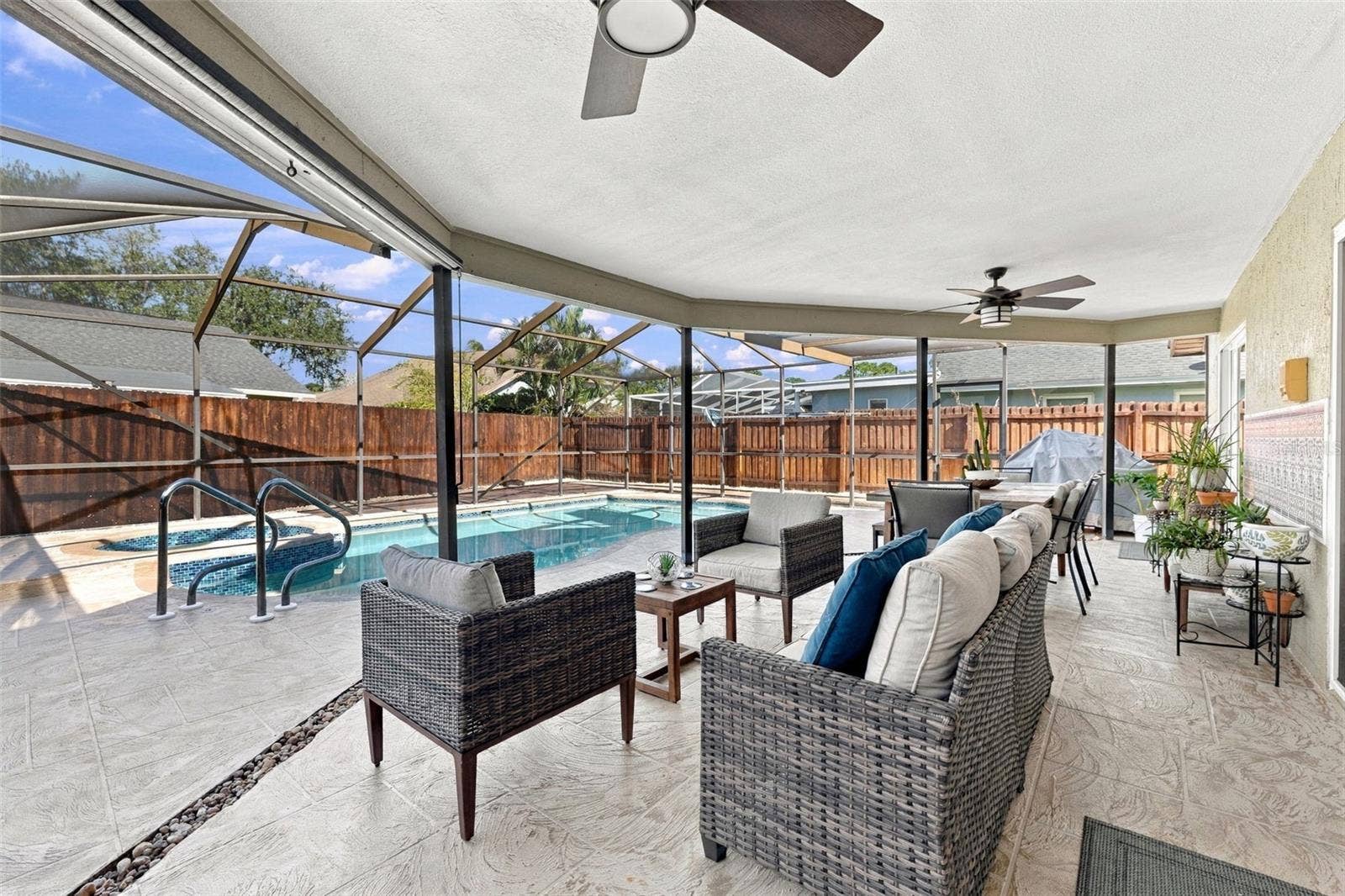8708 CHARMING KNOLL COURT, Tampa, FL 33635 8708 CHARMING KNOLL COURT, Tampa, FL 33635