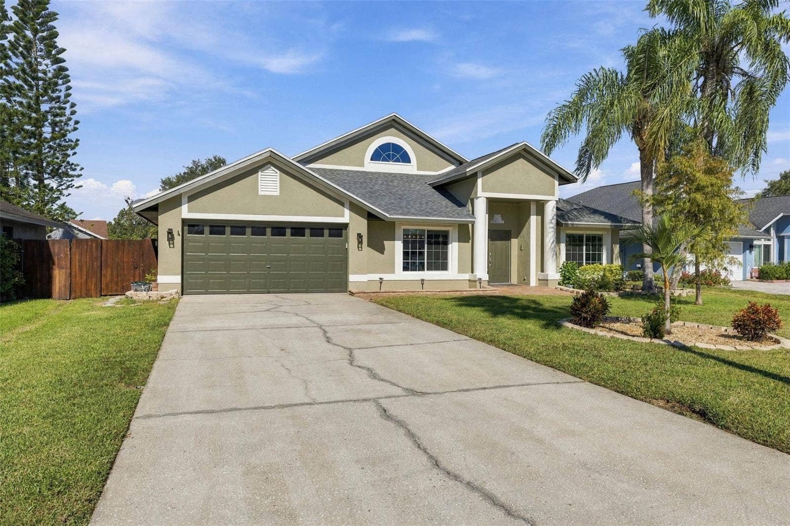 8708 CHARMING KNOLL COURT, Tampa, FL 33635 8708 CHARMING KNOLL COURT, Tampa, FL 33635