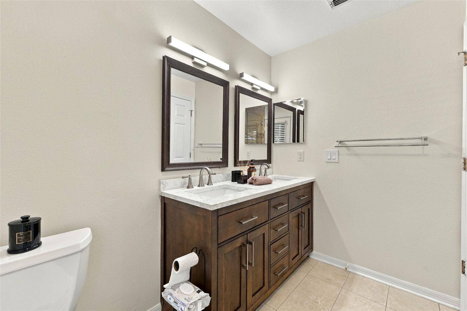 8708 CHARMING KNOLL COURT, Tampa, FL 33635 8708 CHARMING KNOLL COURT, Tampa, FL 33635