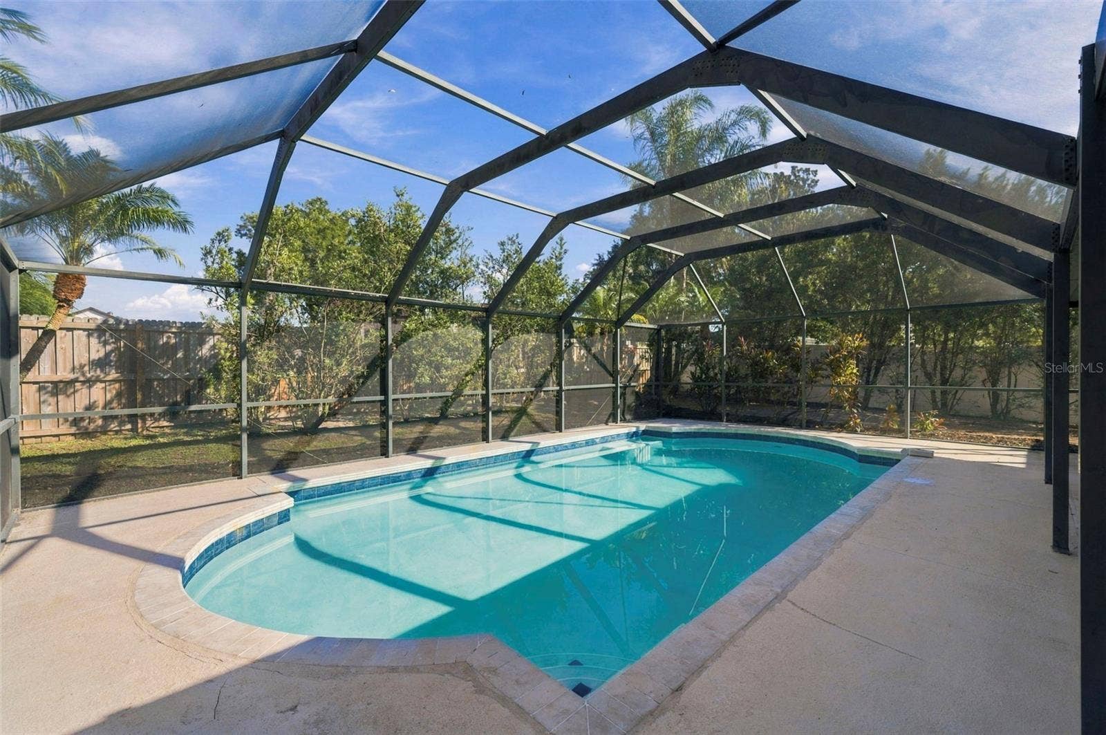 16611 ROUND OAK DRIVE, Tampa, FL 33618