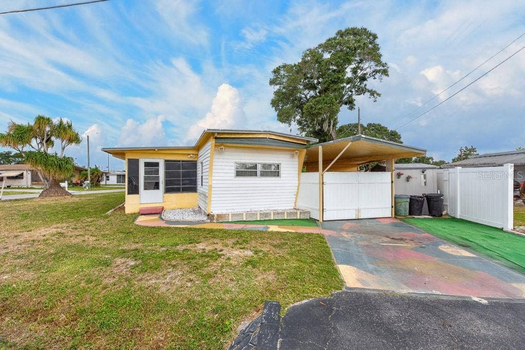 1744 HOYLE DRIVE, Holiday, FL 34691 1744 HOYLE DRIVE, Holiday, FL 34691
