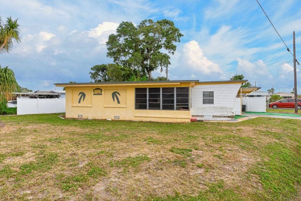 1744 HOYLE DRIVE, Holiday, FL 34691 1744 HOYLE DRIVE, Holiday, FL 34691