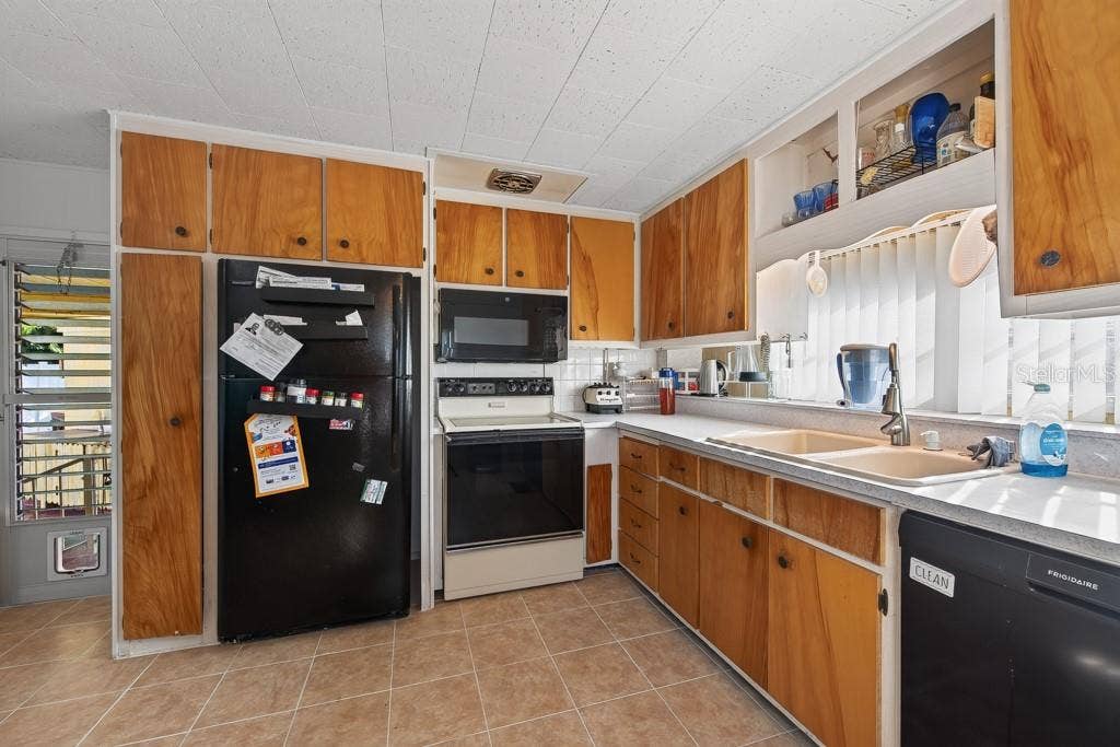 1744 HOYLE DRIVE, Holiday, FL 34691 1744 HOYLE DRIVE, Holiday, FL 34691