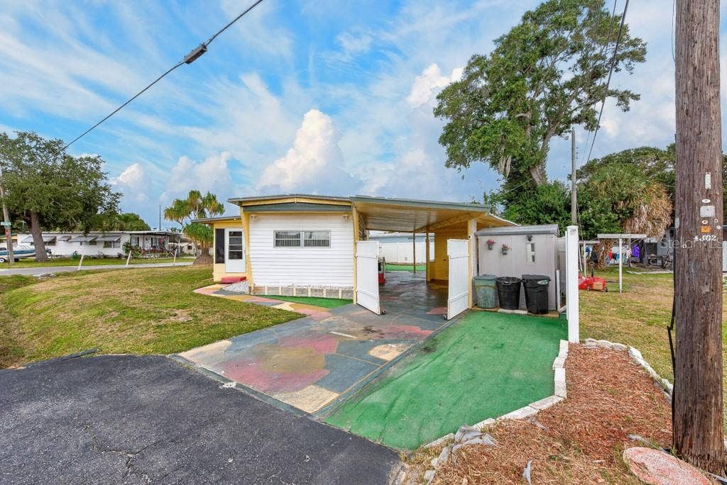 1744 HOYLE DRIVE, Holiday, FL 34691 1744 HOYLE DRIVE, Holiday, FL 34691