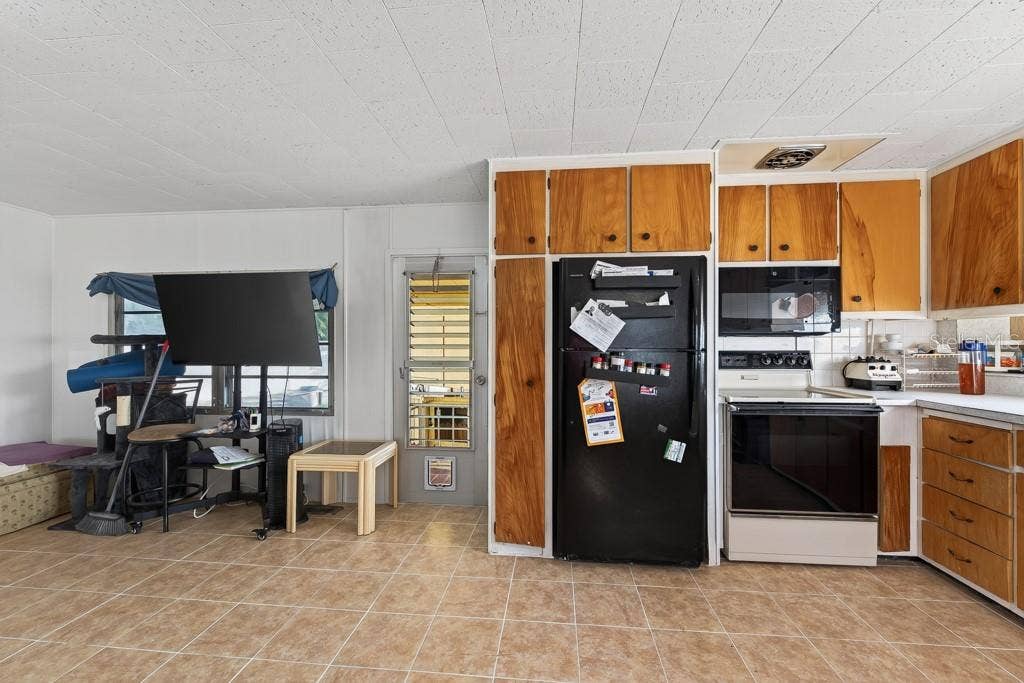 1744 HOYLE DRIVE, Holiday, FL 34691 1744 HOYLE DRIVE, Holiday, FL 34691