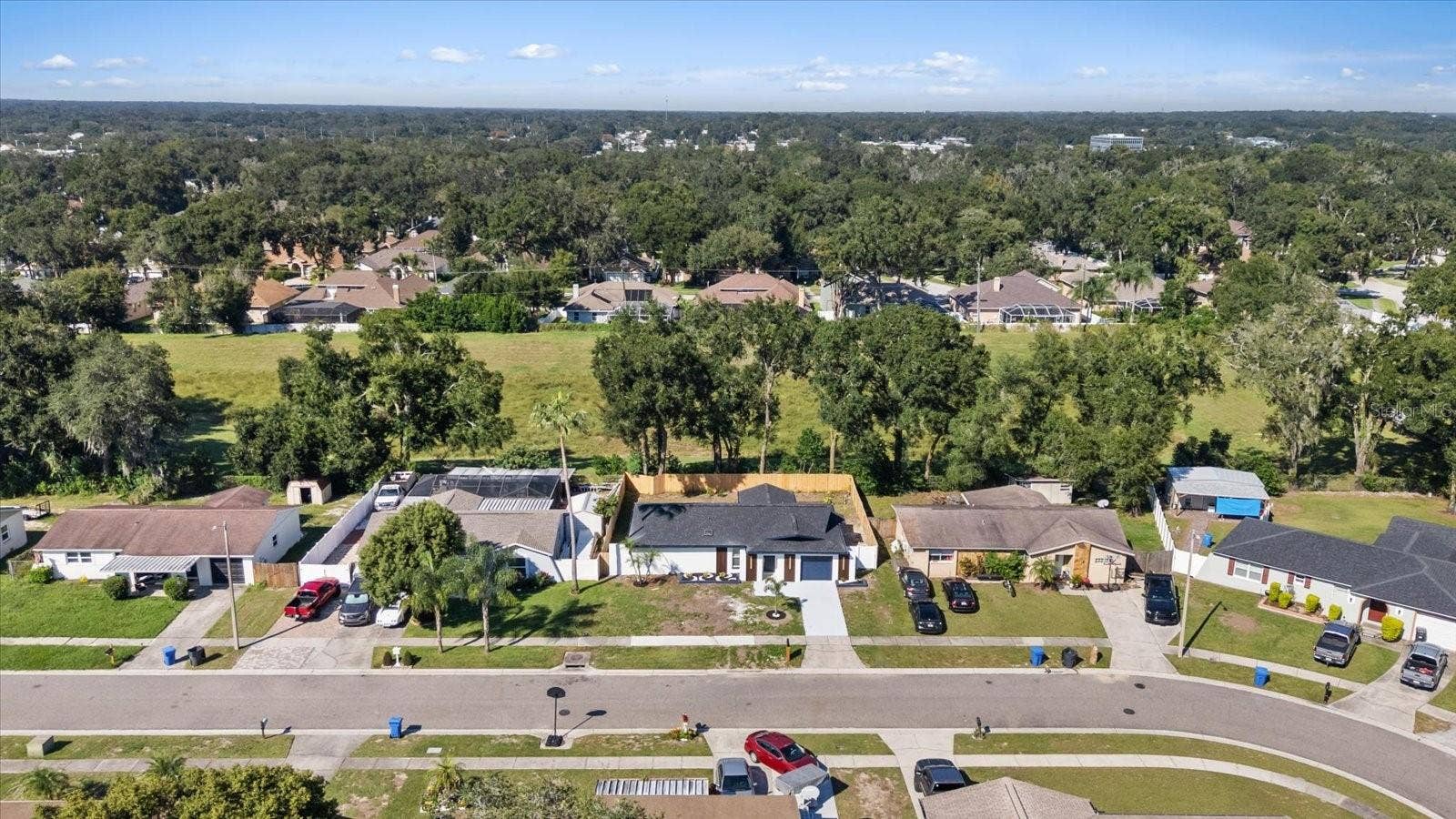 517 FALKIRK AVENUE, Valrico, FL 33594 517 FALKIRK AVENUE, Valrico, FL 33594