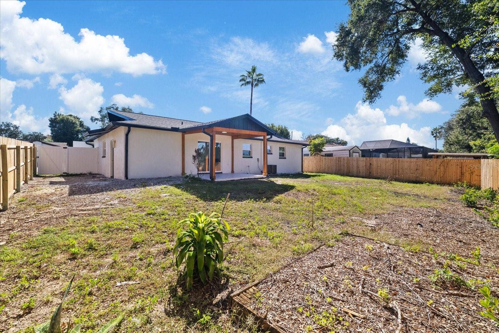 517 FALKIRK AVENUE, Valrico, FL 33594 517 FALKIRK AVENUE, Valrico, FL 33594