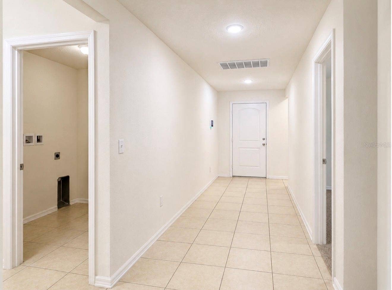 6924 REDBAY DRIVE, Brooksville, FL 34602 6924 REDBAY DRIVE, Brooksville, FL 34602